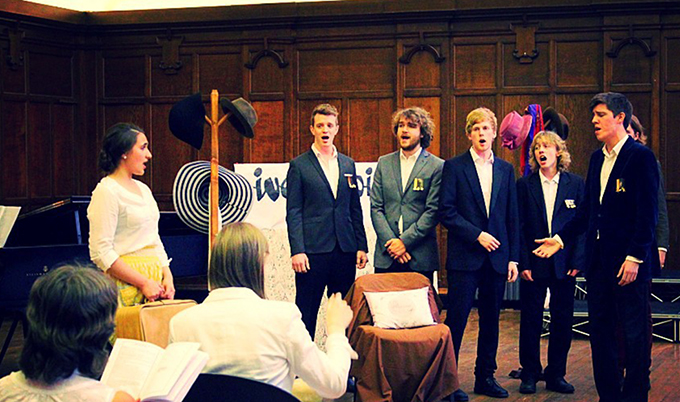 opera standard opera standard